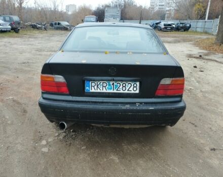 Черный БМВ 3 Серия, объемом двигателя 0 л и пробегом 250 тыс. км за 1000 $, фото 6 на Automoto.ua