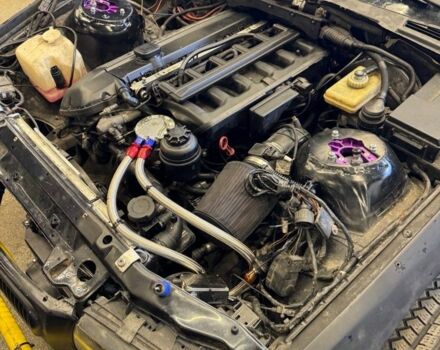 Черный БМВ 3 Серия, объемом двигателя 2 л и пробегом 20 тыс. км за 8500 $, фото 2 на Automoto.ua