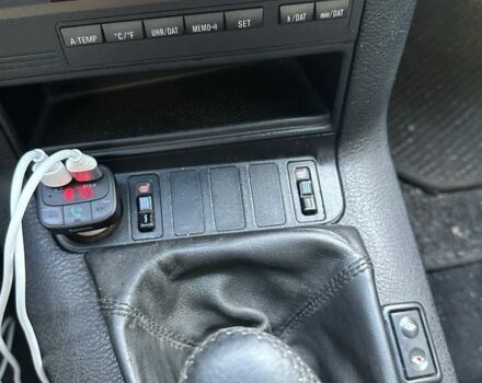 Черный БМВ 3 Серия, объемом двигателя 2.5 л и пробегом 425 тыс. км за 4700 $, фото 13 на Automoto.ua