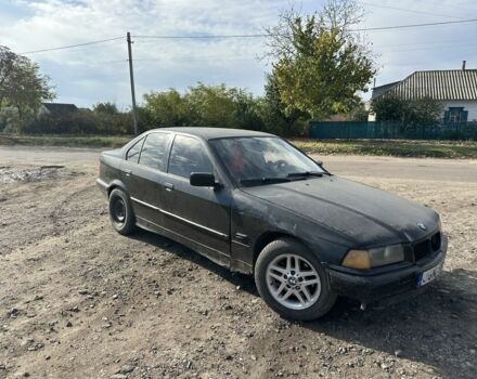 Черный БМВ 3 Серия, объемом двигателя 0 л и пробегом 420 тыс. км за 840 $, фото 3 на Automoto.ua