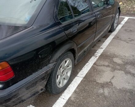 Чорний БМВ 3 Серія, об'ємом двигуна 2 л та пробігом 238 тис. км за 960 $, фото 5 на Automoto.ua