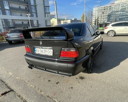 Черный БМВ 3 Серия, объемом двигателя 2 л и пробегом 300 тыс. км за 4500 $, фото 10 на Automoto.ua