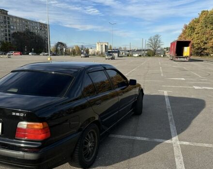 Черный БМВ 3 Серия, объемом двигателя 2.5 л и пробегом 425 тыс. км за 4700 $, фото 5 на Automoto.ua