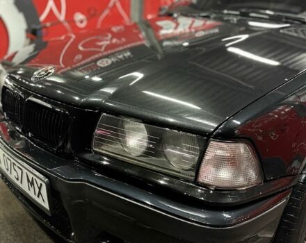 Черный БМВ 3 Серия, объемом двигателя 2 л и пробегом 240 тыс. км за 3300 $, фото 3 на Automoto.ua