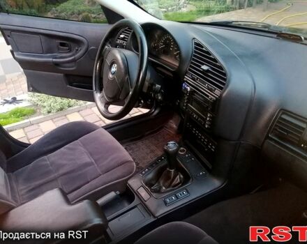 Чорний БМВ 3 Серія, об'ємом двигуна 2 л та пробігом 0 тис. км за 3400 $, фото 4 на Automoto.ua