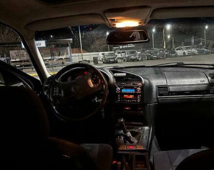 Чорний БМВ 3 Серія, об'ємом двигуна 1.8 л та пробігом 310 тис. км за 2500 $, фото 8 на Automoto.ua