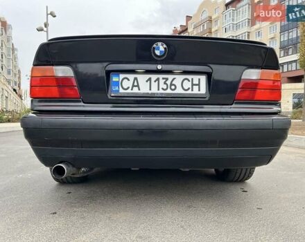 Черный БМВ 3 Серия, объемом двигателя 1.6 л и пробегом 385 тыс. км за 4000 $, фото 9 на Automoto.ua