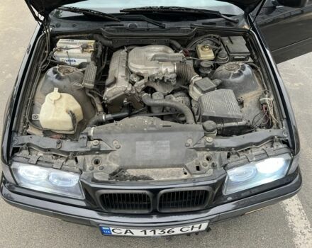 Черный БМВ 3 Серия, объемом двигателя 1.6 л и пробегом 385 тыс. км за 4000 $, фото 23 на Automoto.ua