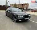 Черный БМВ 3 Серия, объемом двигателя 1.6 л и пробегом 385 тыс. км за 4000 $, фото 1 на Automoto.ua