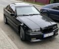 Черный БМВ 3 Серия, объемом двигателя 1.8 л и пробегом 300 тыс. км за 2200 $, фото 2 на Automoto.ua