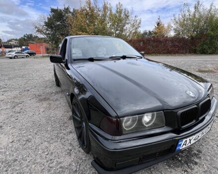 Черный БМВ 3 Серия, объемом двигателя 2 л и пробегом 380 тыс. км за 3800 $, фото 4 на Automoto.ua