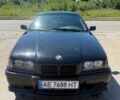 Черный БМВ 3 Серия, объемом двигателя 1.8 л и пробегом 176 тыс. км за 3000 $, фото 1 на Automoto.ua