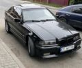 Черный БМВ 3 Серия, объемом двигателя 1.8 л и пробегом 300 тыс. км за 2200 $, фото 1 на Automoto.ua