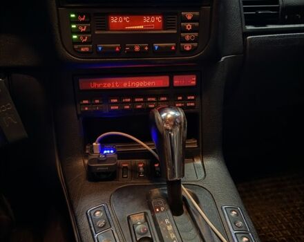 Черный БМВ 3 Серия, объемом двигателя 2 л и пробегом 240 тыс. км за 3300 $, фото 16 на Automoto.ua