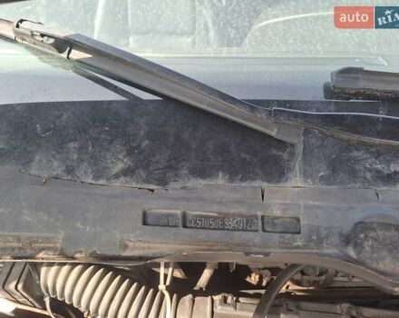 Черный БМВ 3 Серия, объемом двигателя 1.7 л и пробегом 370 тыс. км за 1100 $, фото 3 на Automoto.ua