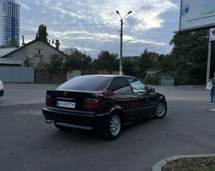 Черный БМВ 3 Серия, объемом двигателя 1.6 л и пробегом 199 тыс. км за 1200 $, фото 4 на Automoto.ua