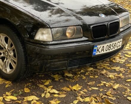 Чорний БМВ 3 Серія, об'ємом двигуна 1.8 л та пробігом 390 тис. км за 2750 $, фото 1 на Automoto.ua