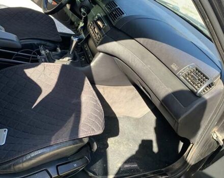 Черный БМВ 3 Серия, объемом двигателя 1.9 л и пробегом 324 тыс. км за 3100 $, фото 1 на Automoto.ua