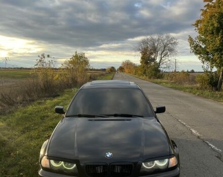 Черный БМВ 3 Серия, объемом двигателя 2 л и пробегом 429 тыс. км за 4450 $, фото 1 на Automoto.ua