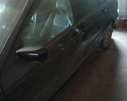 Черный БМВ 3 Серия, объемом двигателя 2 л и пробегом 320 тыс. км за 1700 $, фото 6 на Automoto.ua