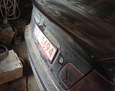 Черный БМВ 3 Серия, объемом двигателя 2 л и пробегом 320 тыс. км за 1700 $, фото 5 на Automoto.ua