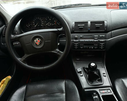 Черный БМВ 3 Серия, объемом двигателя 1.9 л и пробегом 374 тыс. км за 3999 $, фото 21 на Automoto.ua