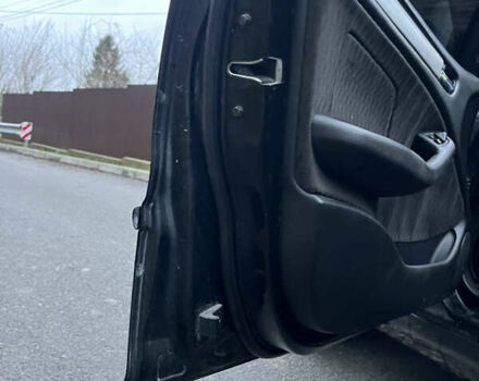 Черный БМВ 3 Серия, объемом двигателя 2 л и пробегом 330 тыс. км за 3499 $, фото 21 на Automoto.ua