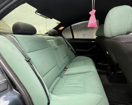 Черный БМВ 3 Серия, объемом двигателя 1.9 л и пробегом 398 тыс. км за 3699 $, фото 7 на Automoto.ua