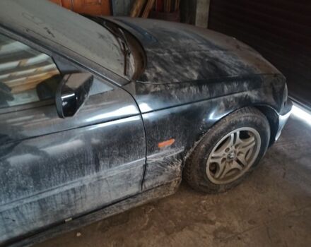 Черный БМВ 3 Серия, объемом двигателя 2 л и пробегом 320 тыс. км за 1700 $, фото 7 на Automoto.ua