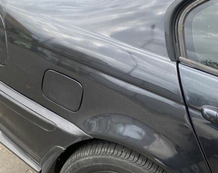 Черный БМВ 3 Серия, объемом двигателя 1.9 л и пробегом 329 тыс. км за 4400 $, фото 10 на Automoto.ua