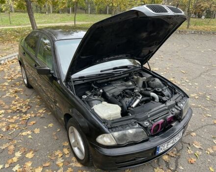 Чорний БМВ 3 Серія, об'ємом двигуна 2 л та пробігом 250 тис. км за 1699 $, фото 16 на Automoto.ua