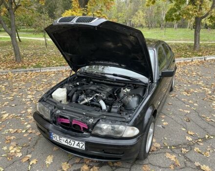 Чорний БМВ 3 Серія, об'ємом двигуна 2 л та пробігом 250 тис. км за 1699 $, фото 18 на Automoto.ua