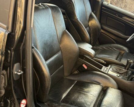 Черный БМВ 3 Серия, объемом двигателя 2 л и пробегом 280 тыс. км за 2650 $, фото 9 на Automoto.ua