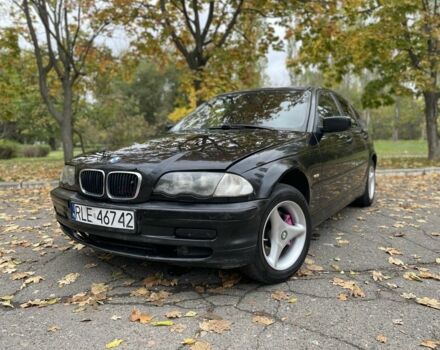 Чорний БМВ 3 Серія, об'ємом двигуна 2 л та пробігом 250 тис. км за 1699 $, фото 20 на Automoto.ua