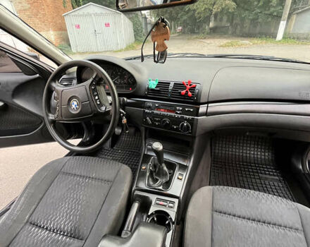 Черный БМВ 3 Серия, объемом двигателя 1.9 л и пробегом 380 тыс. км за 4000 $, фото 24 на Automoto.ua