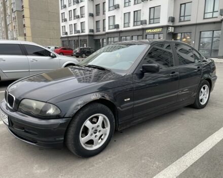 Черный БМВ 3 Серия, объемом двигателя 1.9 л и пробегом 300 тыс. км за 3333 $, фото 1 на Automoto.ua