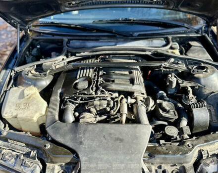 Чорний БМВ 3 Серія, об'ємом двигуна 2.93 л та пробігом 302 тис. км за 5500 $, фото 8 на Automoto.ua