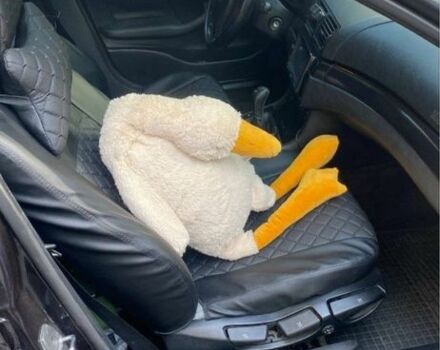 Черный БМВ 3 Серия, объемом двигателя 1.9 л и пробегом 329 тыс. км за 4400 $, фото 3 на Automoto.ua