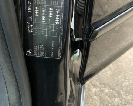 Черный БМВ 3 Серия, объемом двигателя 1.9 л и пробегом 280 тыс. км за 4600 $, фото 6 на Automoto.ua