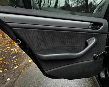 Черный БМВ 3 Серия, объемом двигателя 2 л и пробегом 306 тыс. км за 4190 $, фото 18 на Automoto.ua