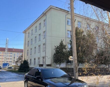 Черный БМВ 3 Серия, объемом двигателя 2 л и пробегом 400 тыс. км за 3700 $, фото 4 на Automoto.ua