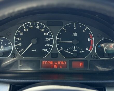 Чорний БМВ 3 Серія, об'ємом двигуна 2 л та пробігом 380 тис. км за 5500 $, фото 4 на Automoto.ua