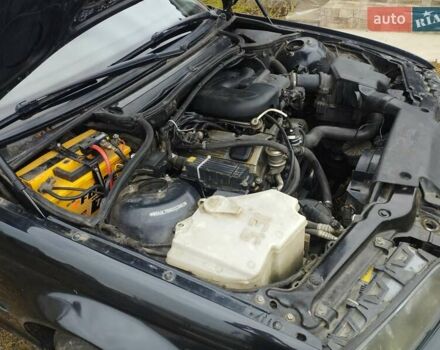 Черный БМВ 3 Серия, объемом двигателя 1.9 л и пробегом 280 тыс. км за 5000 $, фото 12 на Automoto.ua