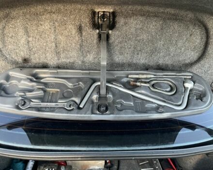 Черный БМВ 3 Серия, объемом двигателя 3 л и пробегом 326 тыс. км за 8000 $, фото 13 на Automoto.ua