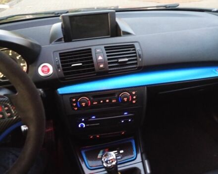 Чорний БМВ 3 Серія, об'ємом двигуна 1 л та пробігом 260 тис. км за 4000 $, фото 3 на Automoto.ua