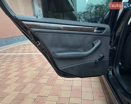 Чорний БМВ 3 Серія, об'ємом двигуна 2 л та пробігом 328 тис. км за 4600 $, фото 33 на Automoto.ua