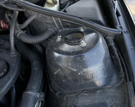 Черный БМВ 3 Серия, объемом двигателя 2 л и пробегом 295 тыс. км за 6500 $, фото 22 на Automoto.ua