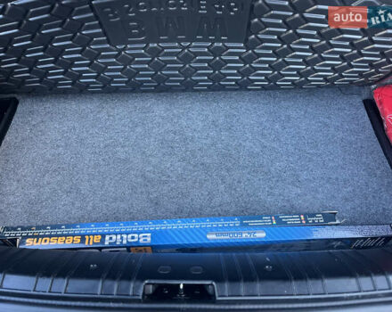 Черный БМВ 3 Серия, объемом двигателя 1.8 л и пробегом 160 тыс. км за 4750 $, фото 21 на Automoto.ua