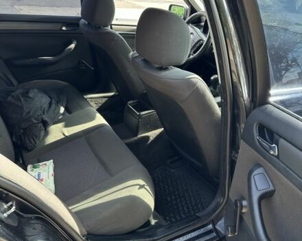 Чорний БМВ 3 Серія, об'ємом двигуна 2 л та пробігом 230 тис. км за 2999 $, фото 16 на Automoto.ua