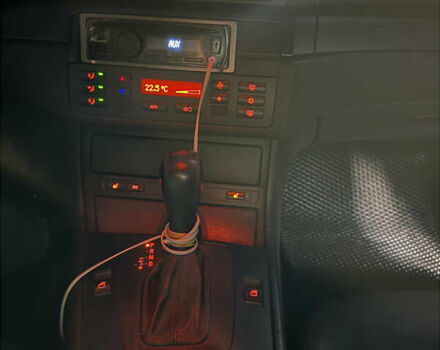 Чорний БМВ 3 Серія, об'ємом двигуна 2 л та пробігом 170 тис. км за 4100 $, фото 5 на Automoto.ua